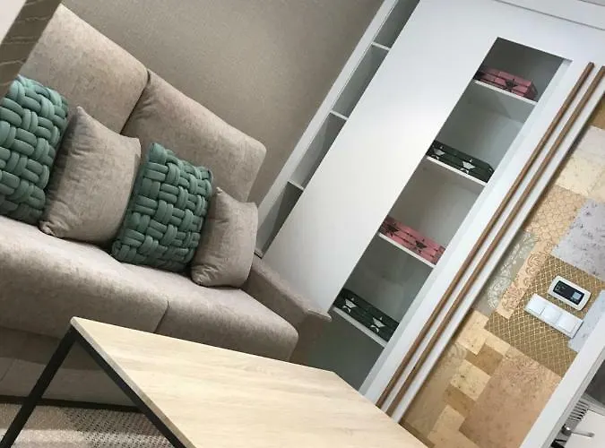 Estudio Outon 2 * Muros